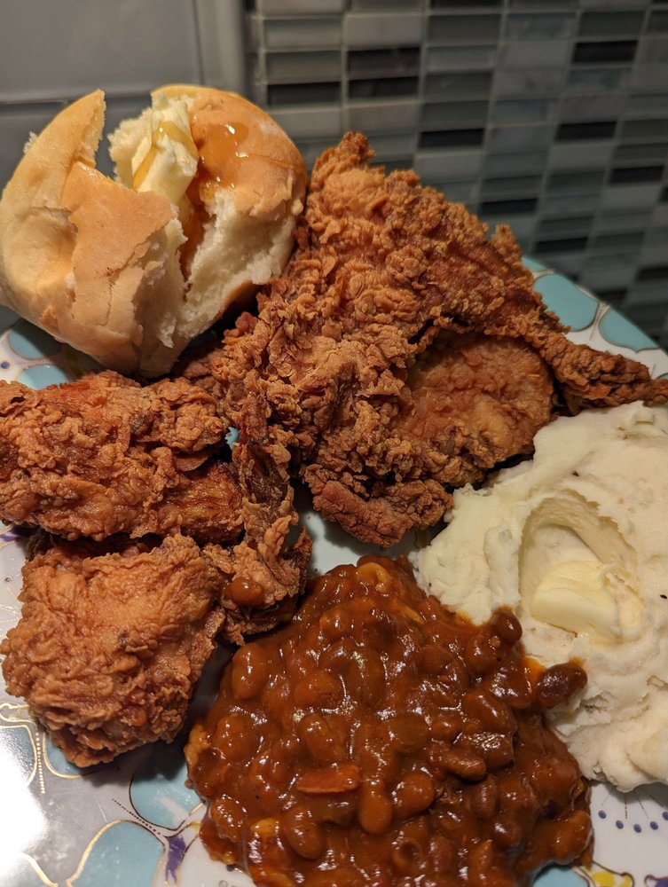 Food from Bubba's Cooks Country - Dallas