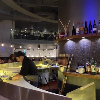 Trattoria by Italian Kitchen - Bar with Pizza maker view - Italian Near Me - Burnaby, British Columbia Trattoria by Italian Kitchen - Bar with Pizza maker view - Italian Near Me - Burnaby, British Columbia