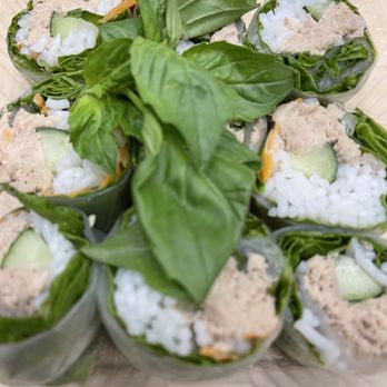 Fort Street Café - Vietnamese Tuna Rolls - Vietnamese Near Me - Honolulu, Hawaii