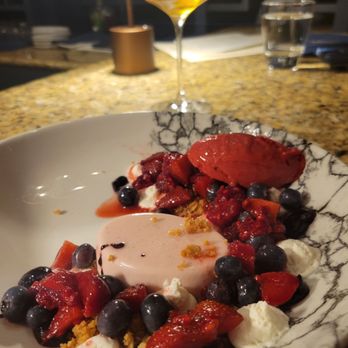 Evelyn Rose - Panna Cotta - American Near Me - Vienna, Virginia