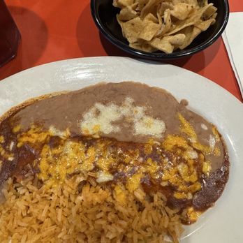 Mexican Inn Cafe - Cheese Enchiladas?? - Mexican Near Me - Fort Worth, Texas