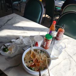 Noodle Zone - Thai Go- Pho
