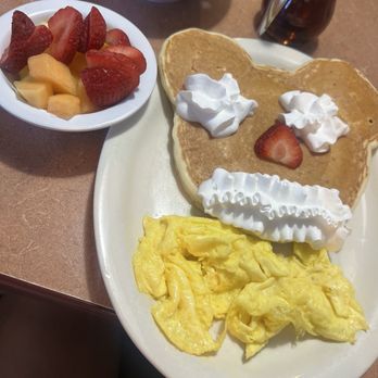 Ely’s Restaurant - Breakfast & Brunch Near Me - Henderson, Nevada