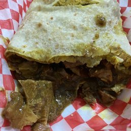 Curry goat roti