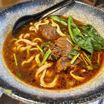 J's Kitchen - Chinese Near Me - Naperville, Illinois