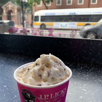 J.P. Licks - Cambridge - mint chocolate ice cream - Ice Cream & Frozen Yogurt Near Me - Cambridge, Massachusetts J.P. Licks - Cambridge - mint chocolate ice cream - Ice Cream & Frozen Yogurt Near Me - Cambridge, Massachusetts