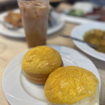 Tasty Spot Cafe - Hk show pineapple bun with butter - Chinese Near Me - Irvine, California Tasty Spot Cafe - Hk show pineapple bun with butter - Chinese Near Me - Irvine, California