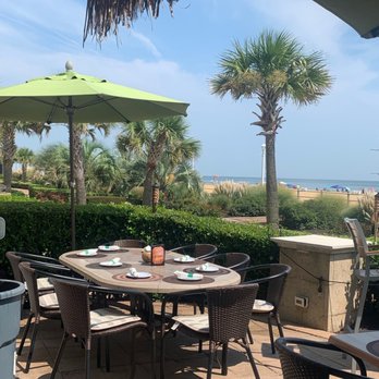 Oceanaire Resort - Hotels Near Me - Virginia Beach, Virginia