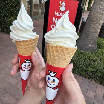 Mixue - soft serve - Bubble Tea Near Me - Irvine, California Mixue - soft serve - Bubble Tea Near Me - Irvine, California