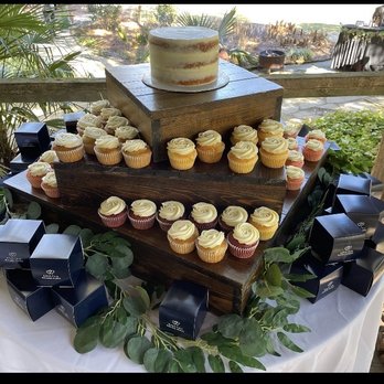 Sky's the Limit Cakes - Desserts Near Me - Lafayette, Louisiana