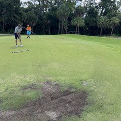 Moccasin Wallow Golf Club - Big hole in a green
