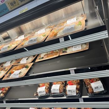 Mitsuwa Marketplace - Sushi Bars Near Me - Cypress, California