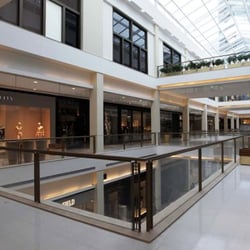 Iguatemi Alphaville - Corredores e Lojas