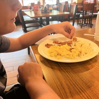 Denny's - Diners Near Me - Pittsburgh, Pennsylvania