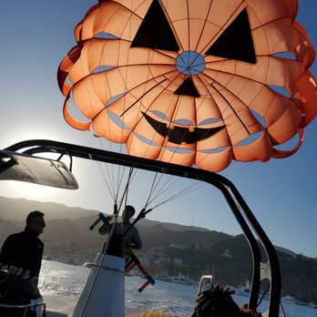 Parasail Catalina - Getting the parasail ready... - Parasailing Near Me - Avalon, California Parasail Catalina - Getting the parasail ready... - Parasailing Near Me - Avalon, California