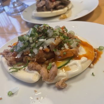 Oiistar - Pollo bun. Duck Breast bun in the back - Asian Fusion Near Me - Chicago, Illinois Oiistar - Pollo bun. Duck Breast bun in the back - Asian Fusion Near Me - Chicago, Illinois