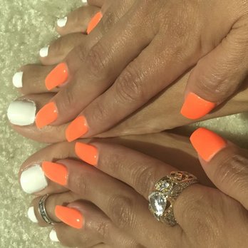 Cali Nails and Spa - Leanne did an excellent job on my dip nails(orange)my daughter's could have been been better. My toe polish could've been better.Not bad tho - Nail Salons Near Me - Vacaville, California