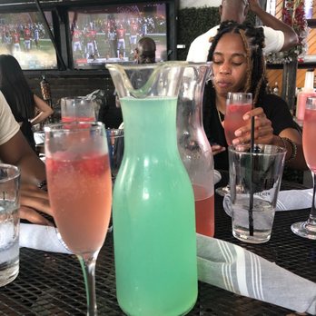 Taste Bar + Kitchen - Mimosas - Cocktail Bars Near Me - Houston, Texas
