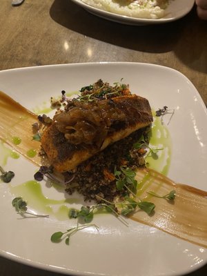 Mello Bistro by null