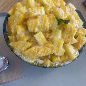 Sul & Beans - green mango hidden under the topping, very sour and tart, not good - Desserts Near Me - Irvine, California Sul & Beans - green mango hidden under the topping, very sour and tart, not good - Desserts Near Me - Irvine, California