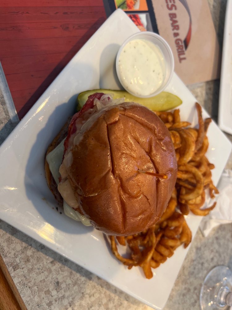 Food from Bridges Bar & Grill