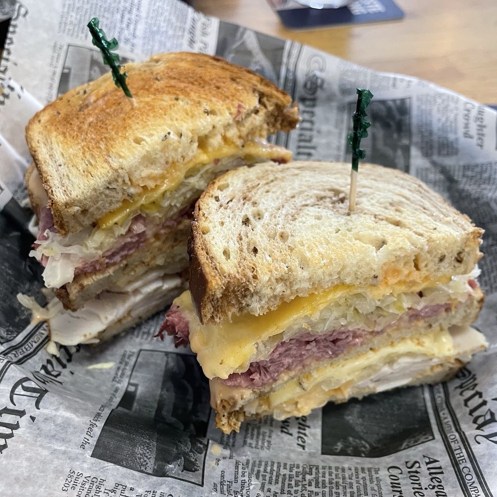 Salty Pint - Sandwiches Near Me - Daytona Beach Shores, Florida
