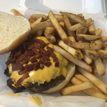 SAW's Street Kitchen - Food Trucks Near Me - Birmingham, Alabama
