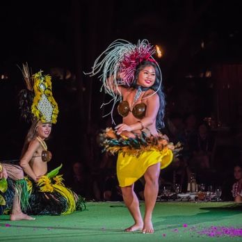 Old Lahaina Luau - Photo by M&M - Performing Arts Near Me - Lahaina, Hawaii