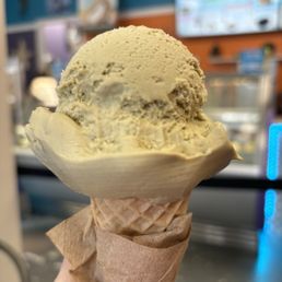 Pistachio gelato on a gluten-free cone. Five out of five. Pistachio gelato on a gluten-free cone. Five out of five.