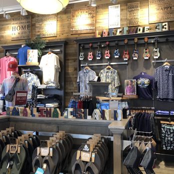 Latitude 33 - Men's Clothing Near Me - Avalon, California