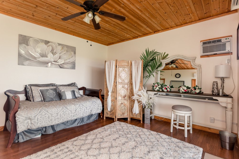 Hawaii Vista Farms - wedding in Pearl City, HI