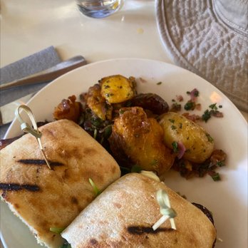 The Well - fried egg sammy - Bars Near Me - Oakland, California