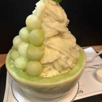 Oakobing - Mango Melon Shaved Ice - Shaved Ice Near Me - Los Angeles, California Oakobing - Mango Melon Shaved Ice - Shaved Ice Near Me - Los Angeles, California