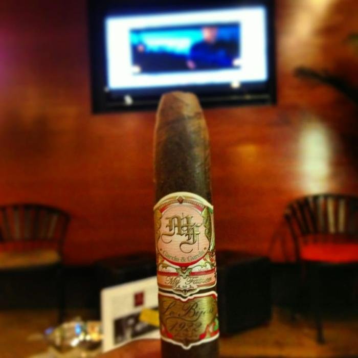 Capitol Cigar and Tobacco