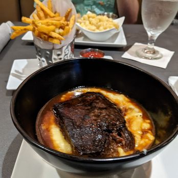 Webb Custom Kitchen - Short ribs with mashed potatoes - New American Near Me - Gastonia, North Carolina Webb Custom Kitchen - Short ribs with mashed potatoes - New American Near Me - Gastonia, North Carolina