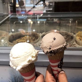 Paleteria Fernandez - Coconut and cookies & cream - Ice Cream & Frozen Yogurt Near Me - Port Chester, New York Paleteria Fernandez - Coconut and cookies & cream - Ice Cream & Frozen Yogurt Near Me - Port Chester, New York