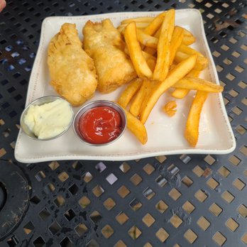 Black Sheep Restaurant - Fish and chips - New American Near Me - Blue Ridge, Georgia