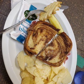 Arena Diner - Yummy Reuben sandwich - Cafes Near Me - Arena, Wisconsin Arena Diner - Yummy Reuben sandwich - Cafes Near Me - Arena, Wisconsin