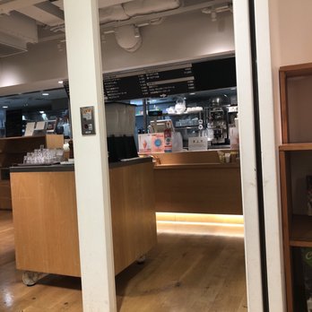 Cafe Meal Muji 難波 Cafes 中央区難波千日前12 22 大阪市 大阪府 Japan Restaurant Reviews Phone Number Yelp