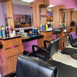 Evelyn's Beauty Lounge