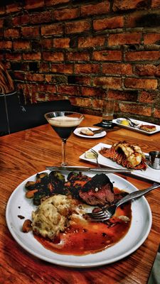 Streetside Seafood by null