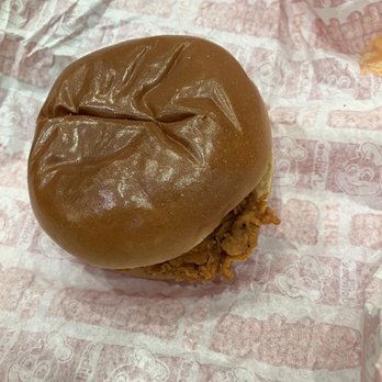 Jollibee - Chicken Sandwich - Fast Food Near Me - Irvine, California Jollibee - Chicken Sandwich - Fast Food Near Me - Irvine, California