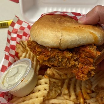 Penny's Hot Chicken - Hot Nashville chicken sandwich - Sandwiches Near Me - Toronto, Ontario Penny's Hot Chicken - Hot Nashville chicken sandwich - Sandwiches Near Me - Toronto, Ontario