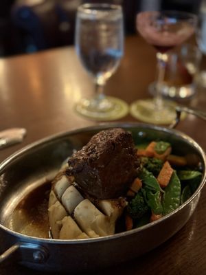 Raglan Road Irish Pub by null