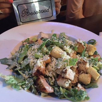 Batch - Cesar salad with chicken - American Near Me - Miami, Florida