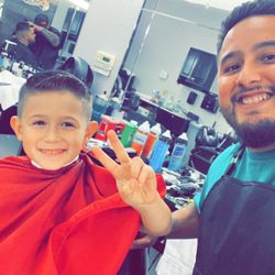 Barber Lucio Krispy Kutz