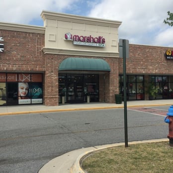 Twisted Scissors - Hair Salons Near Me - Virginia Beach, Virginia