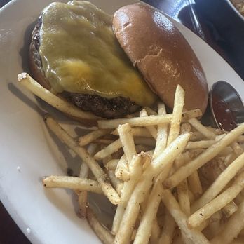 J. Alexander's - Cheeseburger and fries - New American Near Me - Atlanta, Georgia