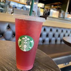 Starbucks - Venti Iced Hibiscus