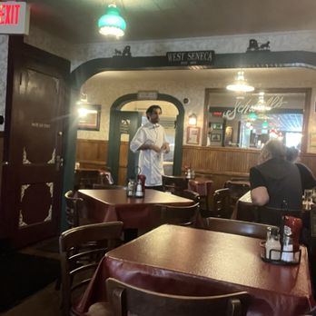 Schwabl's Restaurant - Dining room - American Near Me - West Seneca, New York